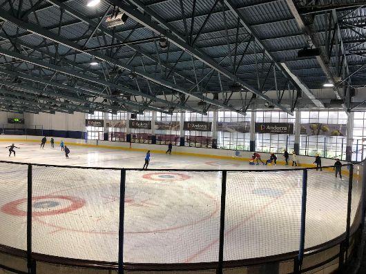 Pista de Hielo Ushuaia The Mountain Hotel Arinsal Pista de Hielo Ushuaia The Mountain Hotel Arinsal