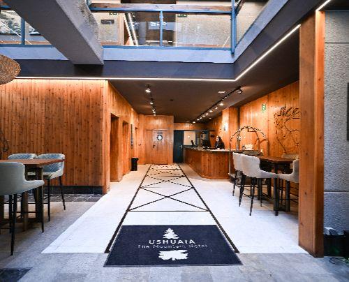 Recepción 24 horas Ushuaia The Mountain Hotel Arinsal Recepción 24 horas Ushuaia The Mountain Hotel Arinsal