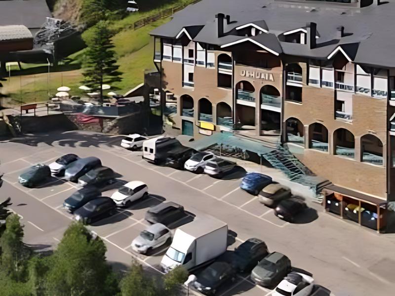 Parking gratuito Ushuaia The Mountain Hotel Arinsal Parking gratuito Ushuaia The Mountain Hotel Arinsal