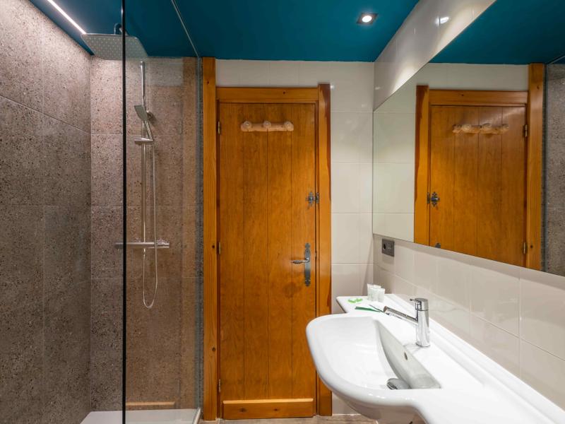 Baño Ushuaia The Mountain Hotel Arinsal Baño Ushuaia The Mountain Hotel Arinsal