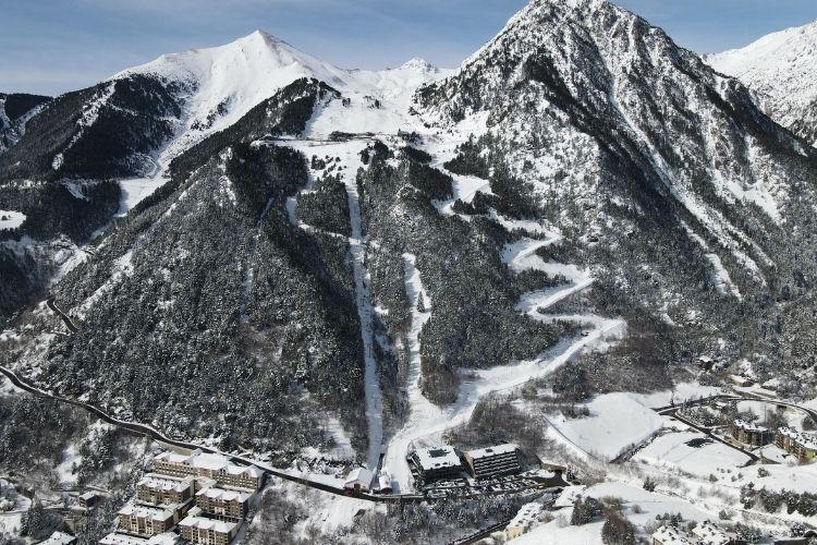 Exteriores Ushuaia The Mountain Hotel Arinsal Exteriores Ushuaia The Mountain Hotel Arinsal